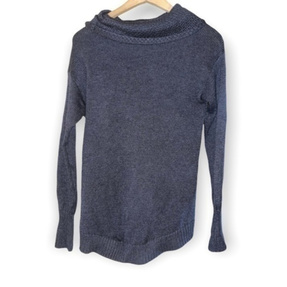 Athleta sweater size extra small
